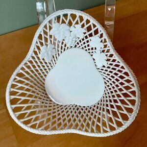 Vintage 60s Embassy Fine Woven Basket Weave PORCELAIN BOWL Grape leaves